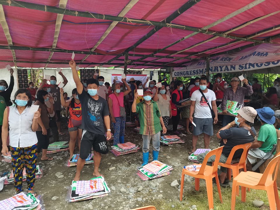 PIA PH Red Cross Delivers Humanitarian Aid To Ilocos Sur After