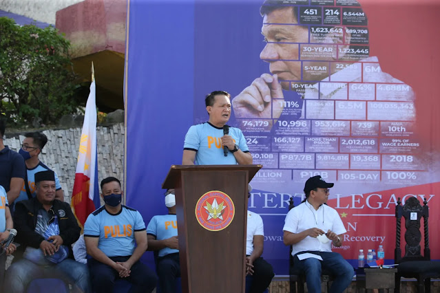 PIA - PNP Leads Duterte Legacy Grand Caravan For Laborers