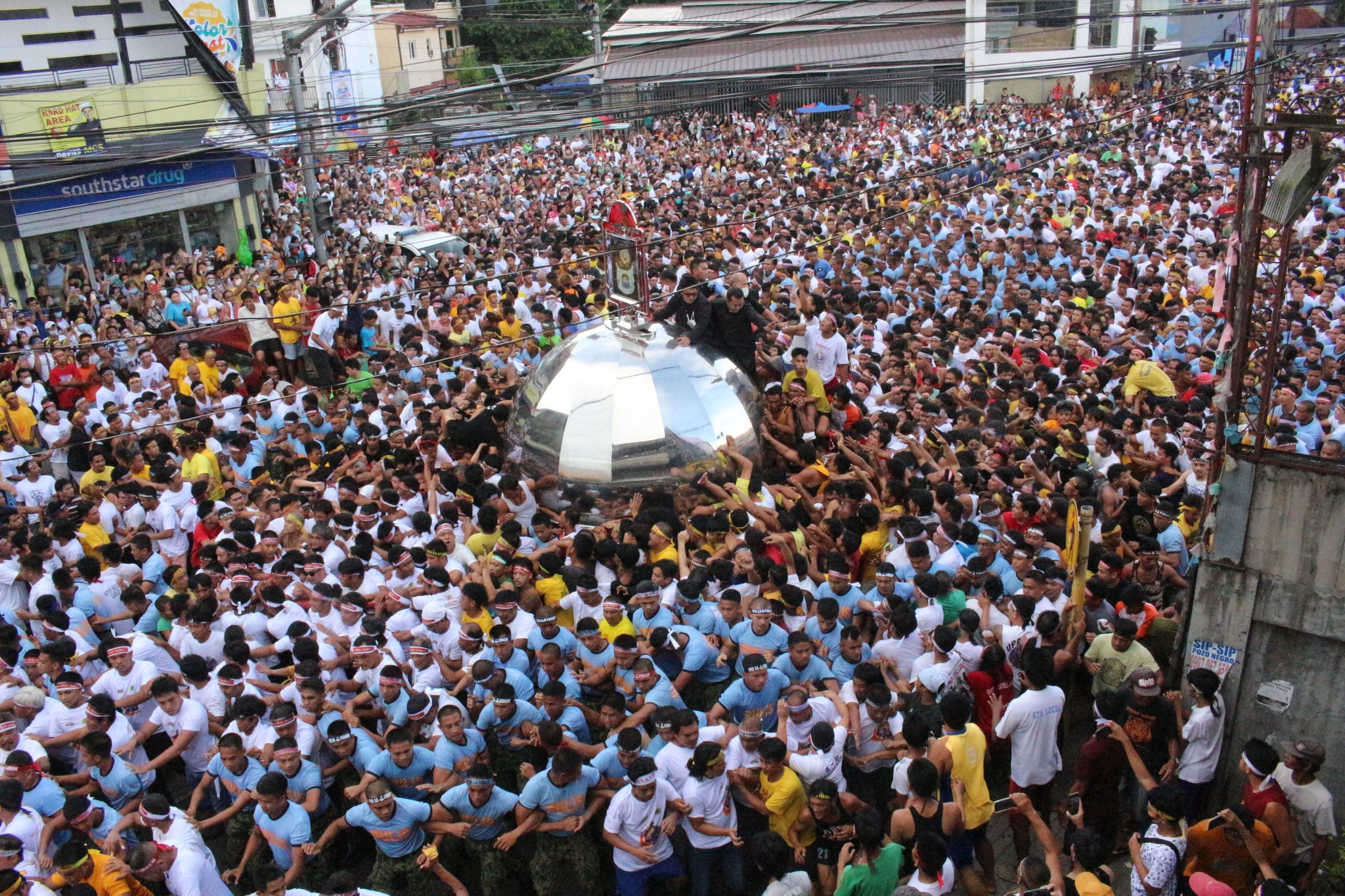 Pia Over 700k Devotees Join Peñafrancia Traslacion Procession 