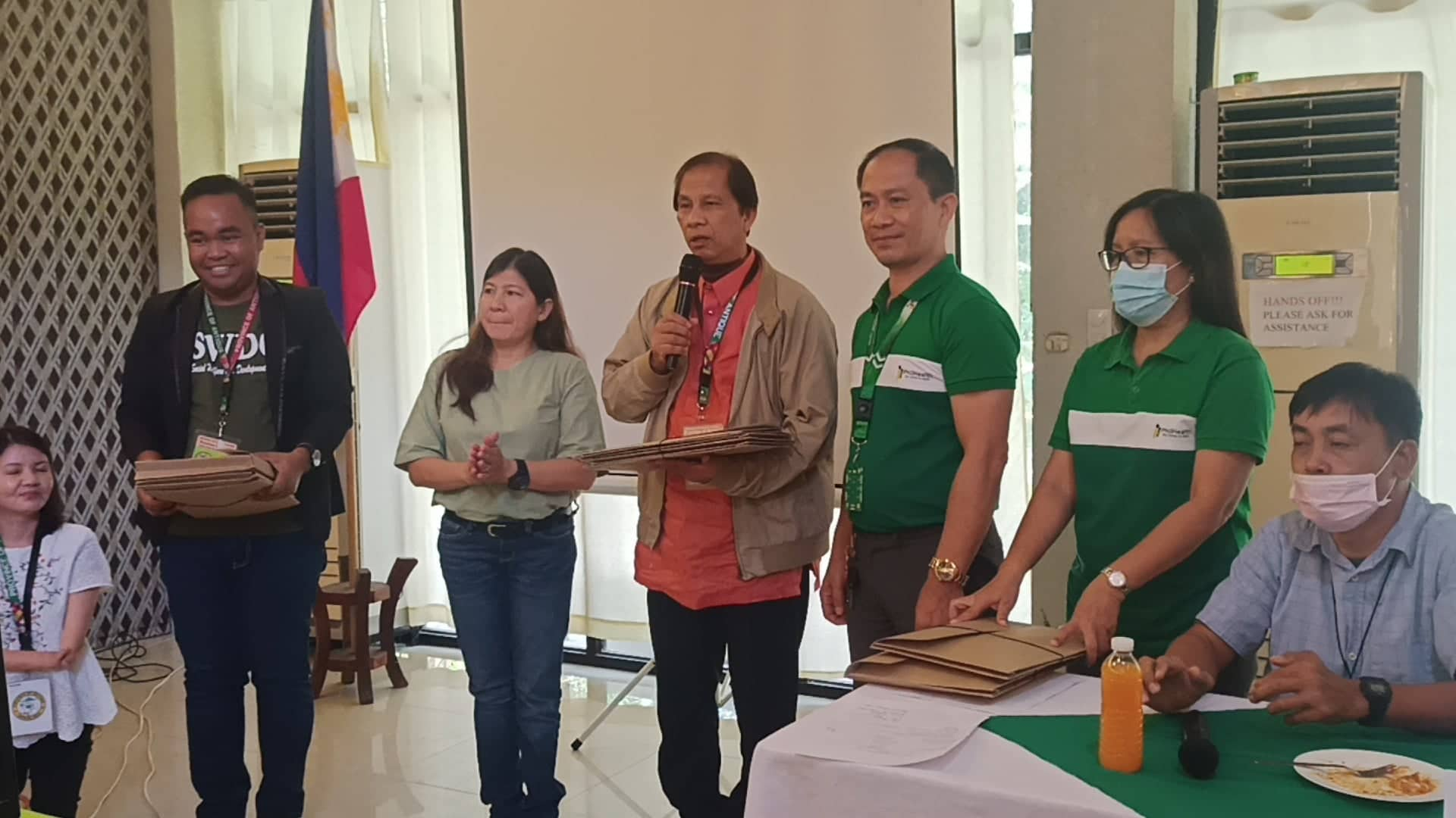 PIA - PhilHealth turns over MDRs of persons with disabilities