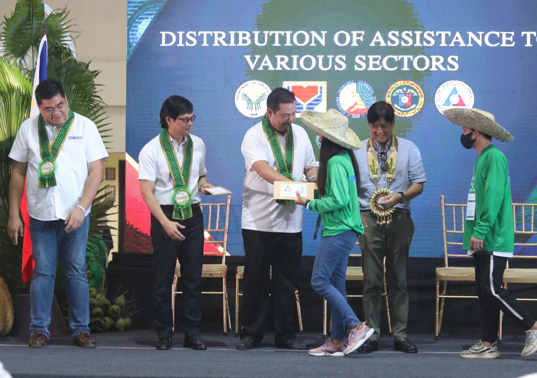 Ceremonial distribution of various government assistance to Leyte beneficiaries