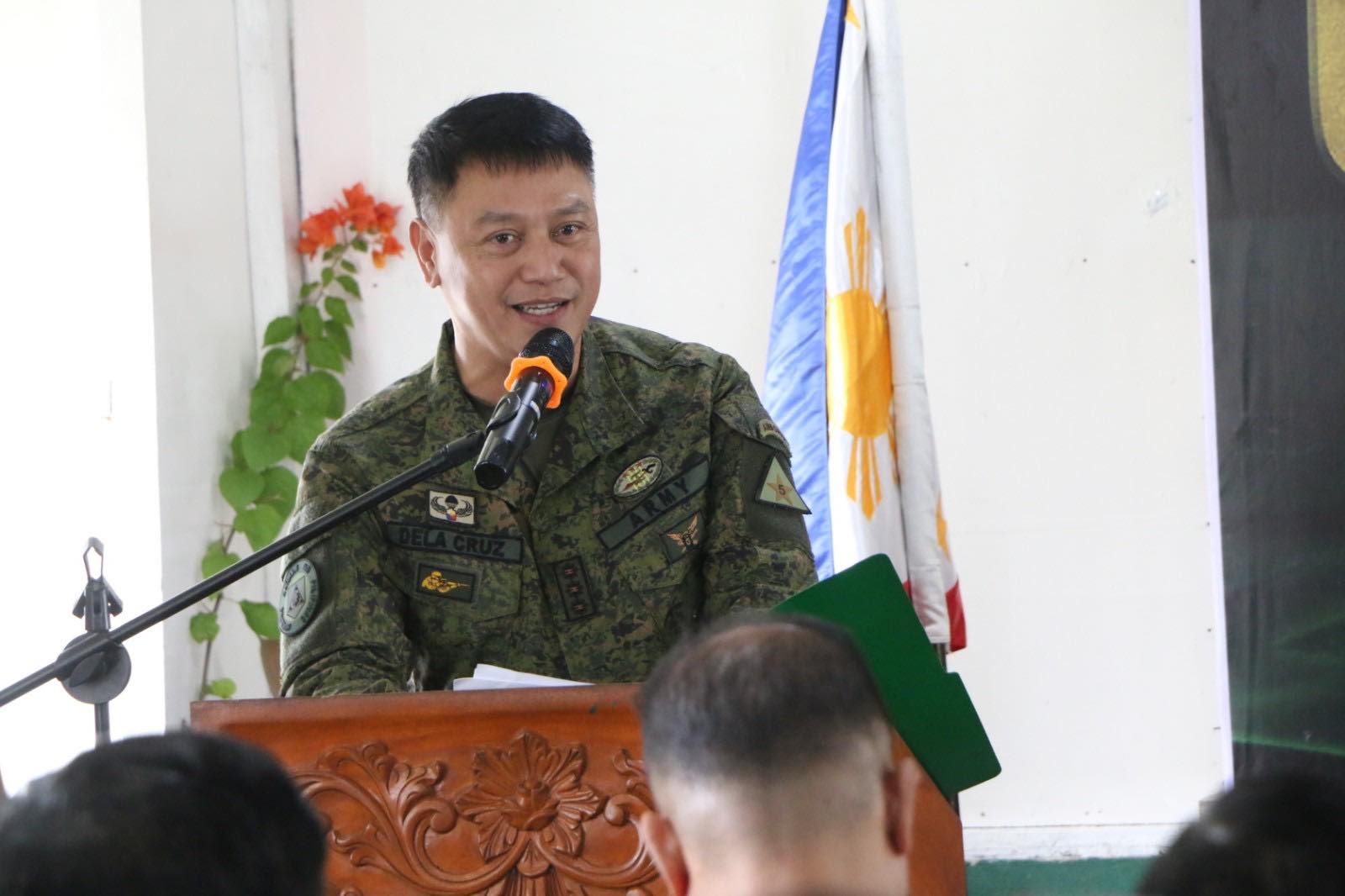 PIA - 501st IB new commander assumes post; vows to end insurgency in AOR