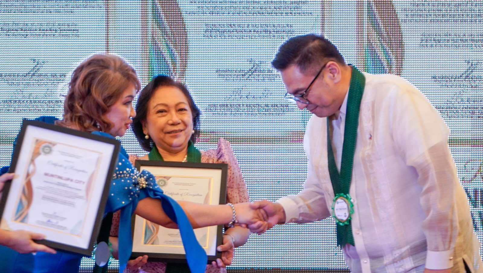 PIA - Muntinlupa gets third Green Banner Award