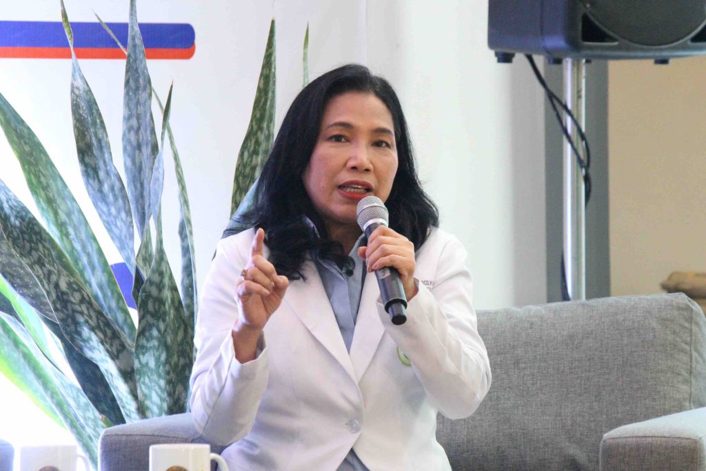 During the sixth episode of the Kapihan sa Bagong Pilipinas of the Philippine Information Agency, Jose B. Lingad Memorial General Hospital Medical Center Chief Monserrat Chichioco emphasizes that the Bagong Urgent Care and Ambulatory Services facility improves patient access to healthcare by offering services that primary care facilities cannot, thus addressing the challenges of distance to level 1 and level 2 hospitals. (Aldrin Joshua P. Mallari/PIA 3)