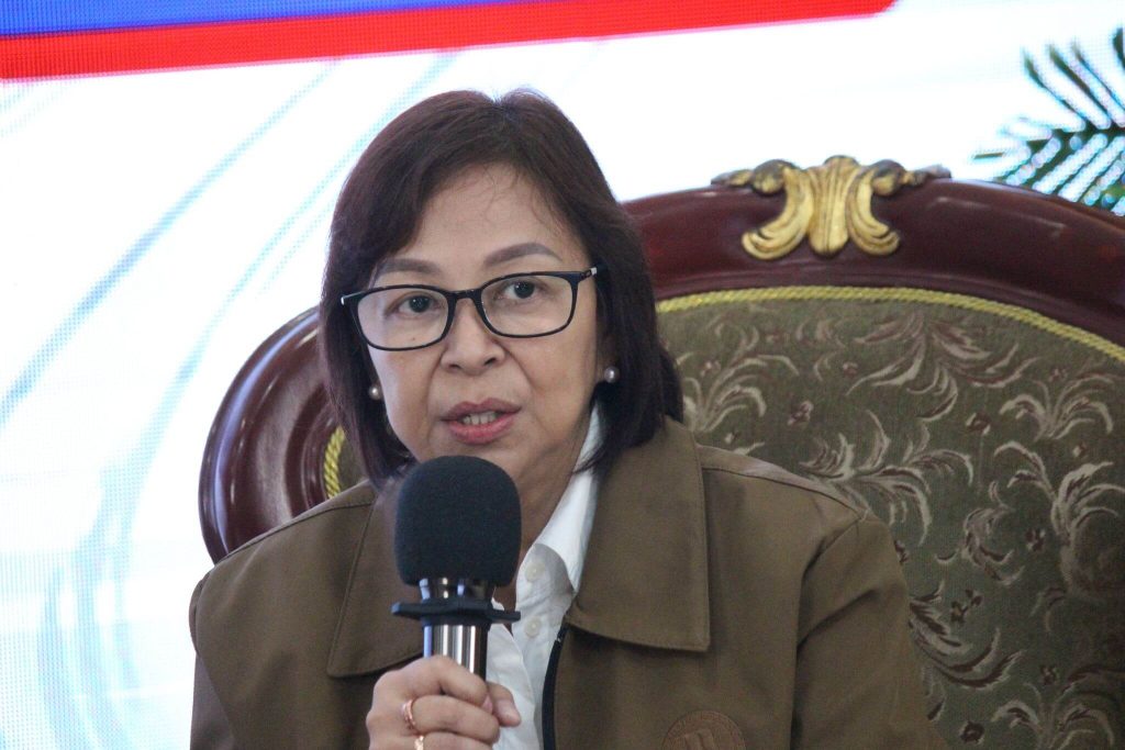During the 22nd episode of the Kapihan sa Bagong Pilipinas of the Philippine Information Agency, NIA Regional Manager Josephine Salazar reports that 273 metric tons of Bagong Bayaning Magsasaka rice were produced in Central Luzon through its contract farming program. Priced at P29 per kilo, this rice is available at Kadiwa stores, aiming to benefit vulnerable sectors by providing affordable rice. (Aldrin Joshua P. Mallari/PIA 3)