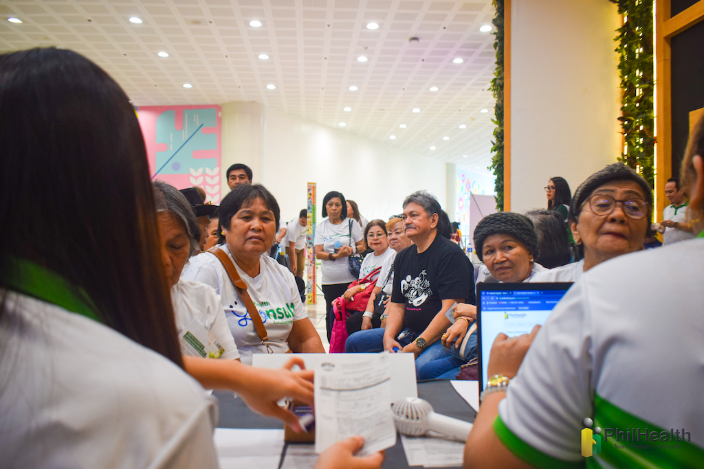 The week-long celebration culminates with games and prizes for the seniors. (Photo courtesy of PhilHealth-10)