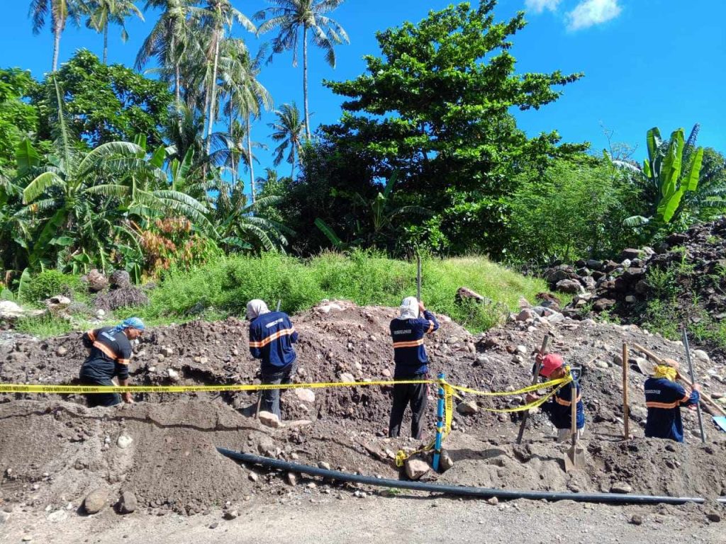 The Camiguin Water Company technical team handled the repair works to ensure a reliable water supply to its consumers. (Photo courtesy of CWC)﻿