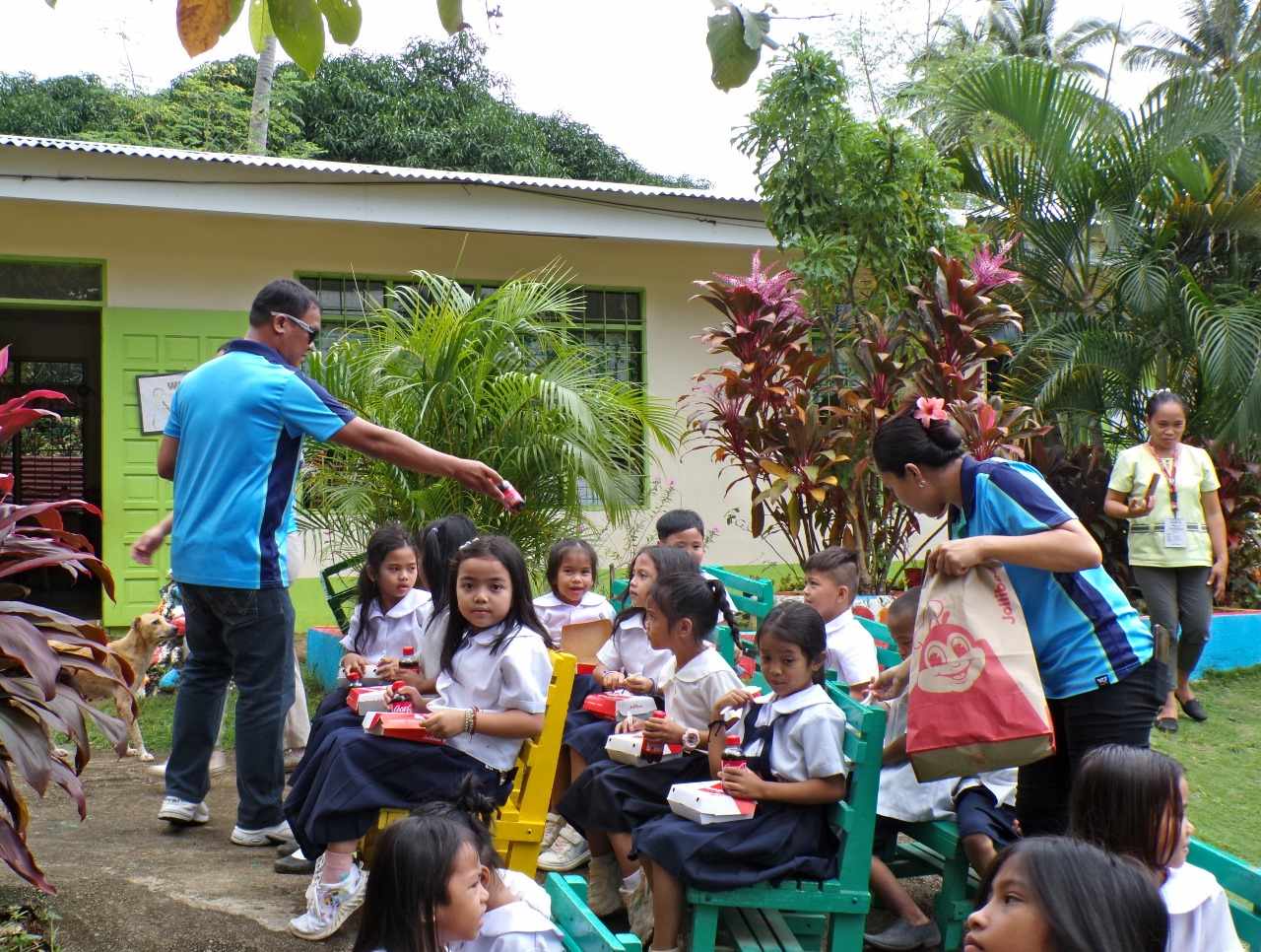 Camiguin Water Company conducted an outreach activity at Bacnit Elementary School to celebrate its second anniversary. (Photo courtesy of CWC)