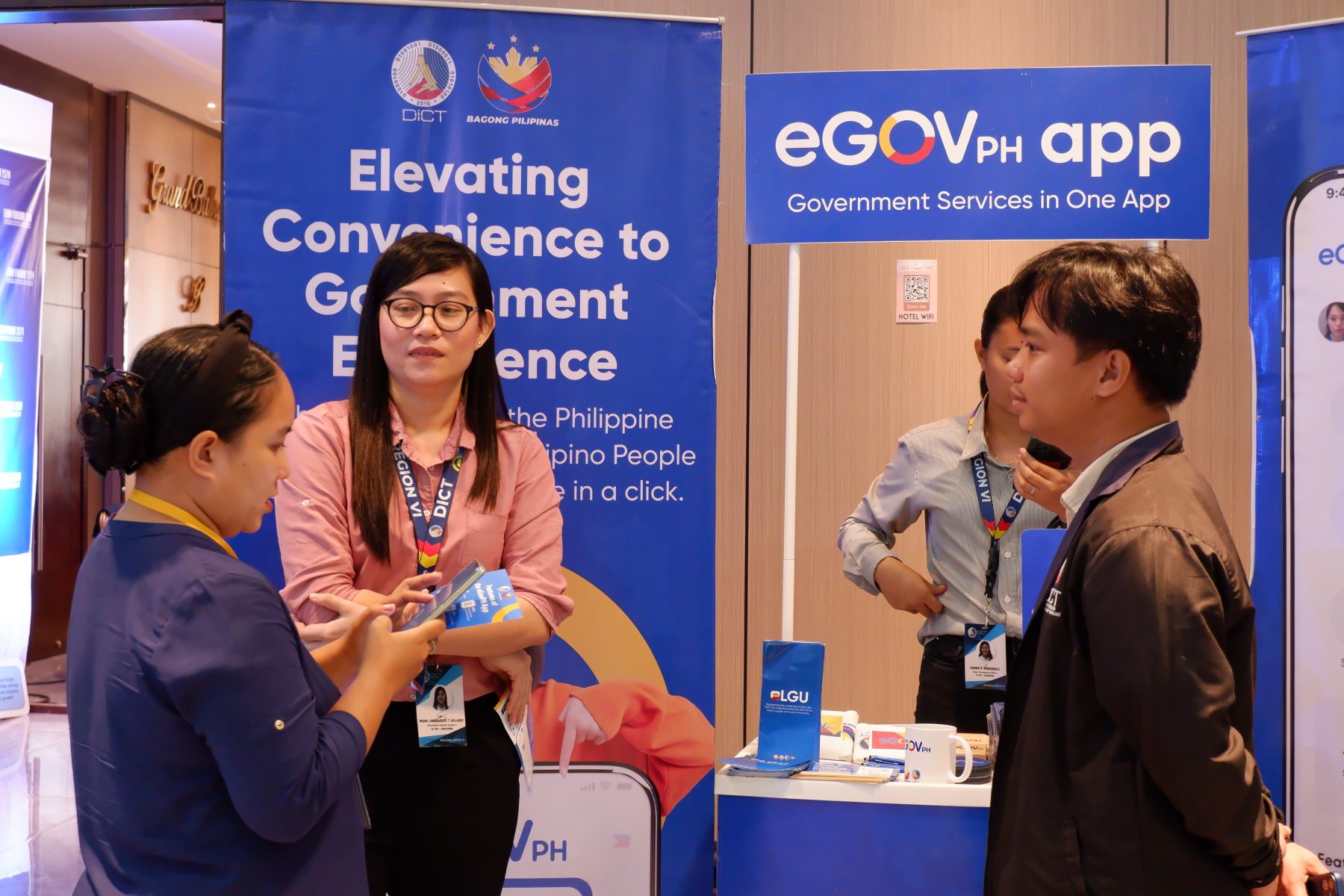 DICT, DILG lead ceremonial eGovPH App download in Iloilo City ...