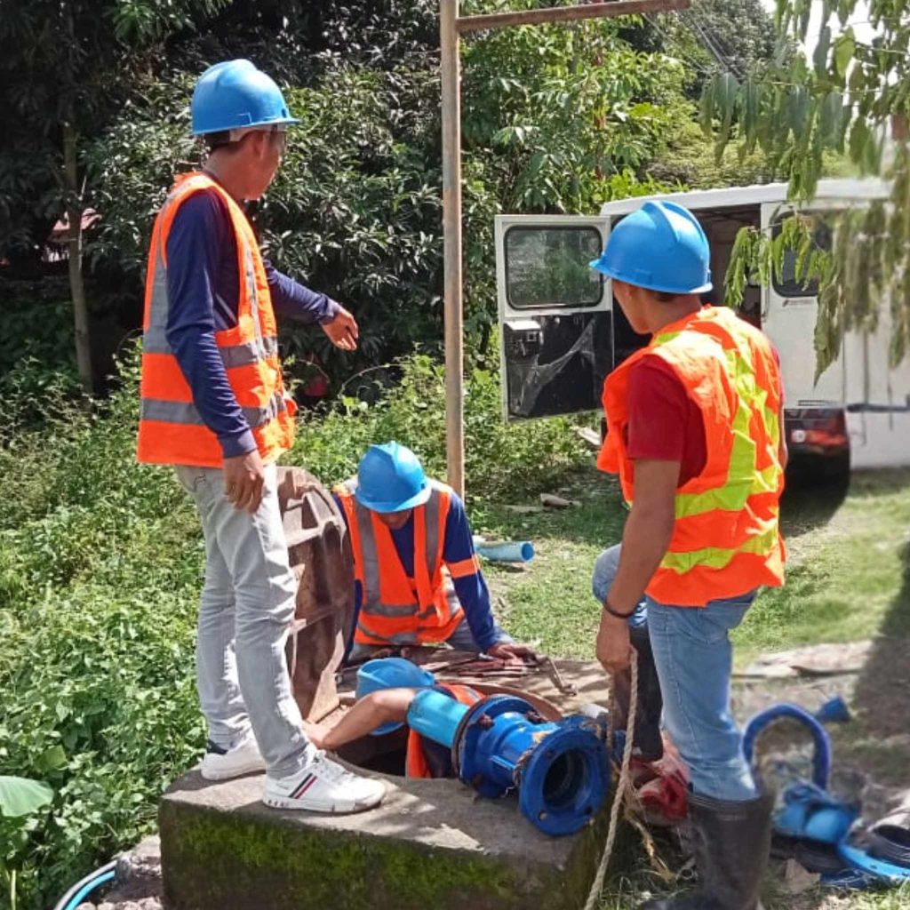 Camiguin Water Company worked on the replacement of the gate valves at Compol, Catarman, Camiguin. (Photo courtesy of CWC)