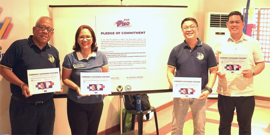 Salvacion Farmers Development Cooperative (SAFADECO) based in Sorsogon was formally launched on Oct. 1, 2024 as a BSP Piso Caravan Program - Currency Exchange Partner of the BSP South Luzon Regional Office. During the launching, a Signing of Pledge of Commitment took place, witnessed by Atty. Tomas J. Carino, Jr, BSP SLRO Regional Director, Alvin L. Bermido, BSP Legazpi Branch Area Director, SAFADECO Chief Executive Officer Mr. Gerwyn D. Pura and SAFADECO Board of Directors Chairperson Ma. Soledad M. Quinones. (Photo: PIA Sorsogon)