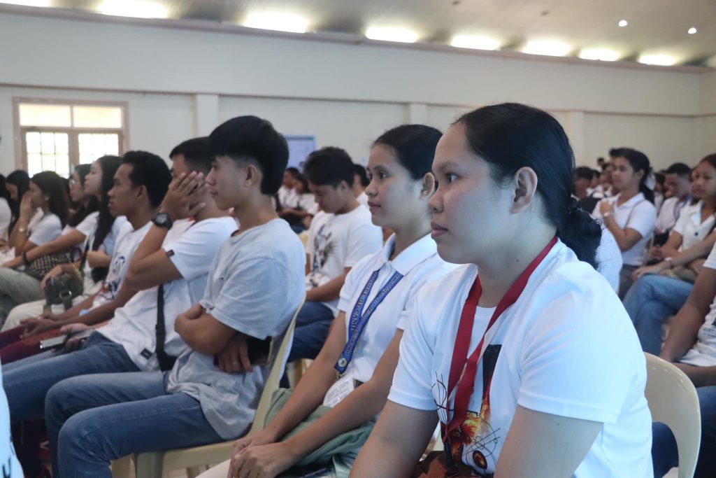 One of the employment facilitation programs in the province, Summer Program Employment for Students, equips 499 beneficiaries with knowledge on work orientation and ethics, personality development, and values re-orientation, empowering them to become productive workers and foster positive workplace relationships. (Photo courtesy of PGO)
