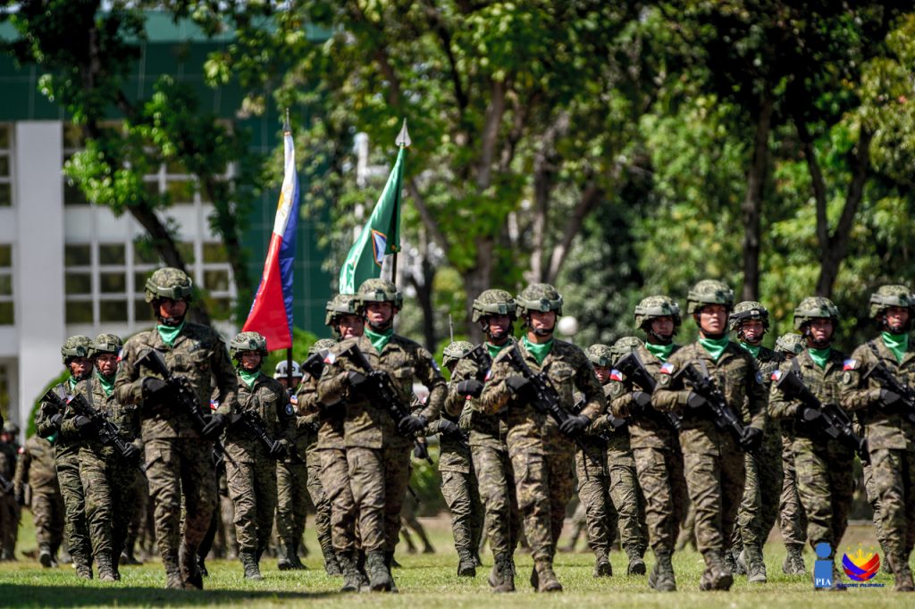 Soldiers honor MGen. Jose Maria R. Cuerpo II through a Pass-in-Review to conclude the Change of Command and Retirement Ceremony, January 17, Camp Edilberto Evangelista, Patag, Cagayan de Oro City. (Photo: SAYU/PIA-10)