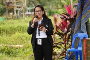 Matud ni DTI Provincial Director Jesusa Abear nga ang maong groundbreaking ceremony usa ka espesyal nga okasyon isip usa ka dakong kalampusan sa maong proyekto. (Photo courtesy of Gingoog CIO)