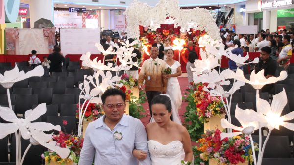 Couples graced the aisle during the Kasalan ng Bayan mass wedding ceremony in Iligan City to celebrate their love and commitment. (Photo: ADD/PIA-10/Lanao del Norte)