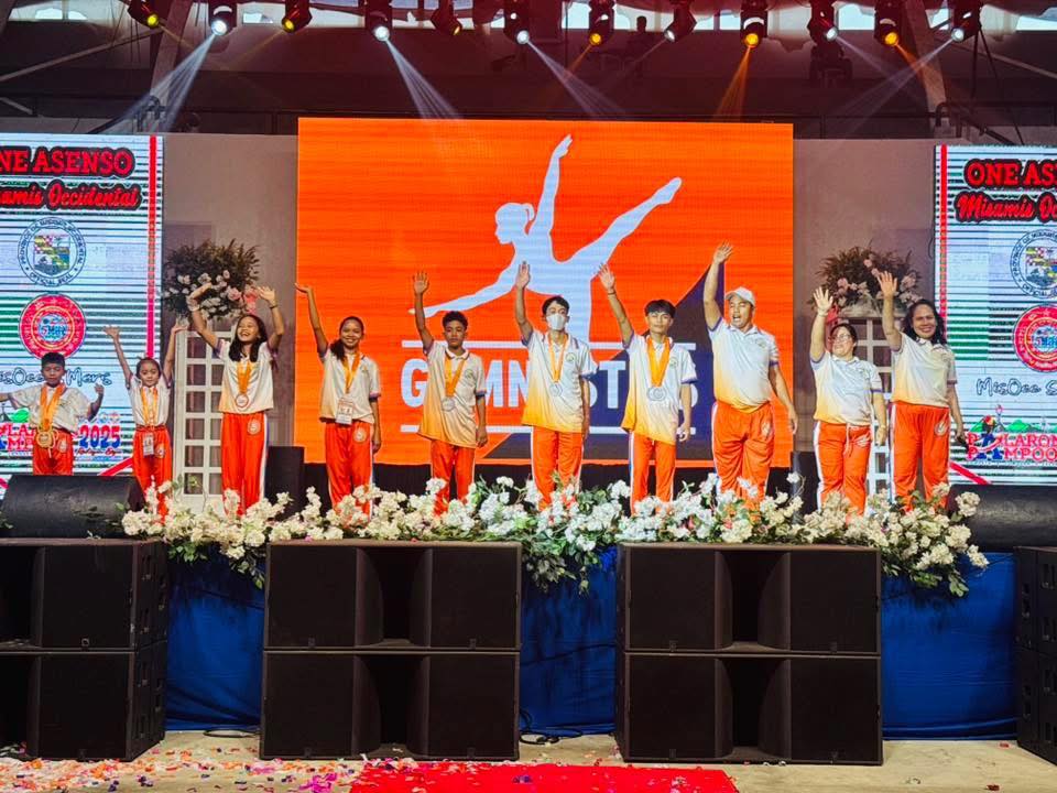 NMRAA champions. Misamisnon athletes mark Misamis Occidental’s first NMRAA overall title after earning 94 gold, 77 silver, and 59 bronze medals. (Photo courtesy of LGU Ozamiz)